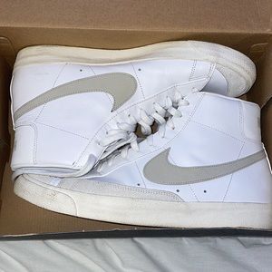 Nike Blazer 77 Mid Vintage “White” Size 13
